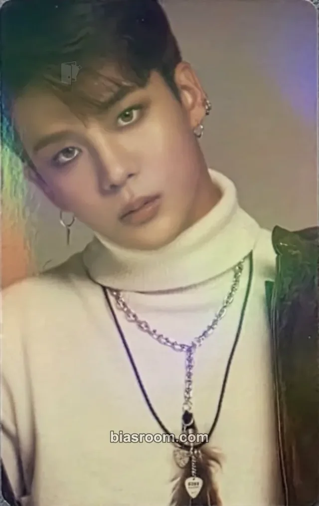 Jongho ATEEZ Higher Timepiece × ATEEZ K-pop photocard