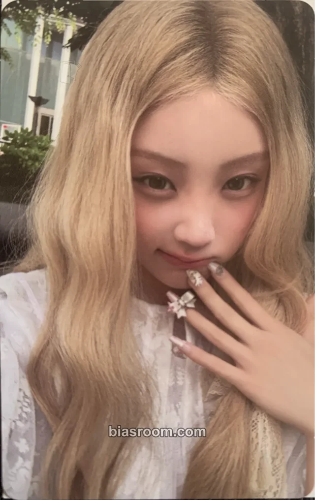Wonhee ILLIT BREAK EVEN K-pop photocard