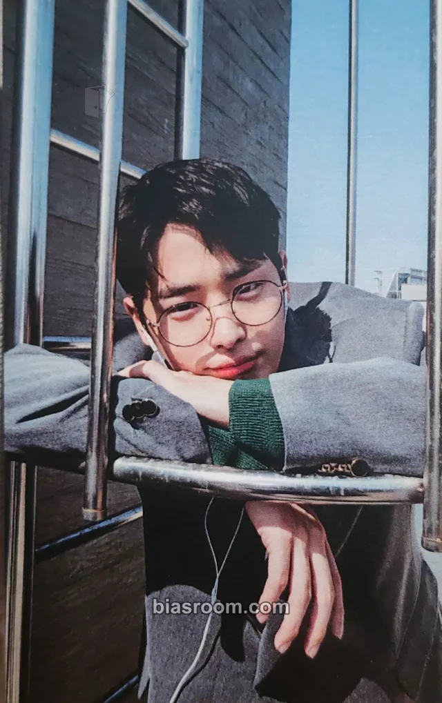 Byungchan  VICTON Byungchan PICNIC Always with You K-pop Photocard